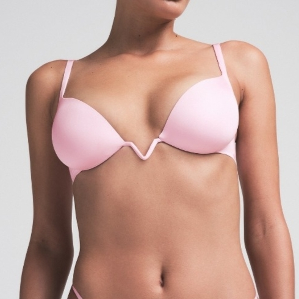 NWT Limited Addition SKIMS Deep Plunge Cherry Blossom 34 DD Intimates Bra